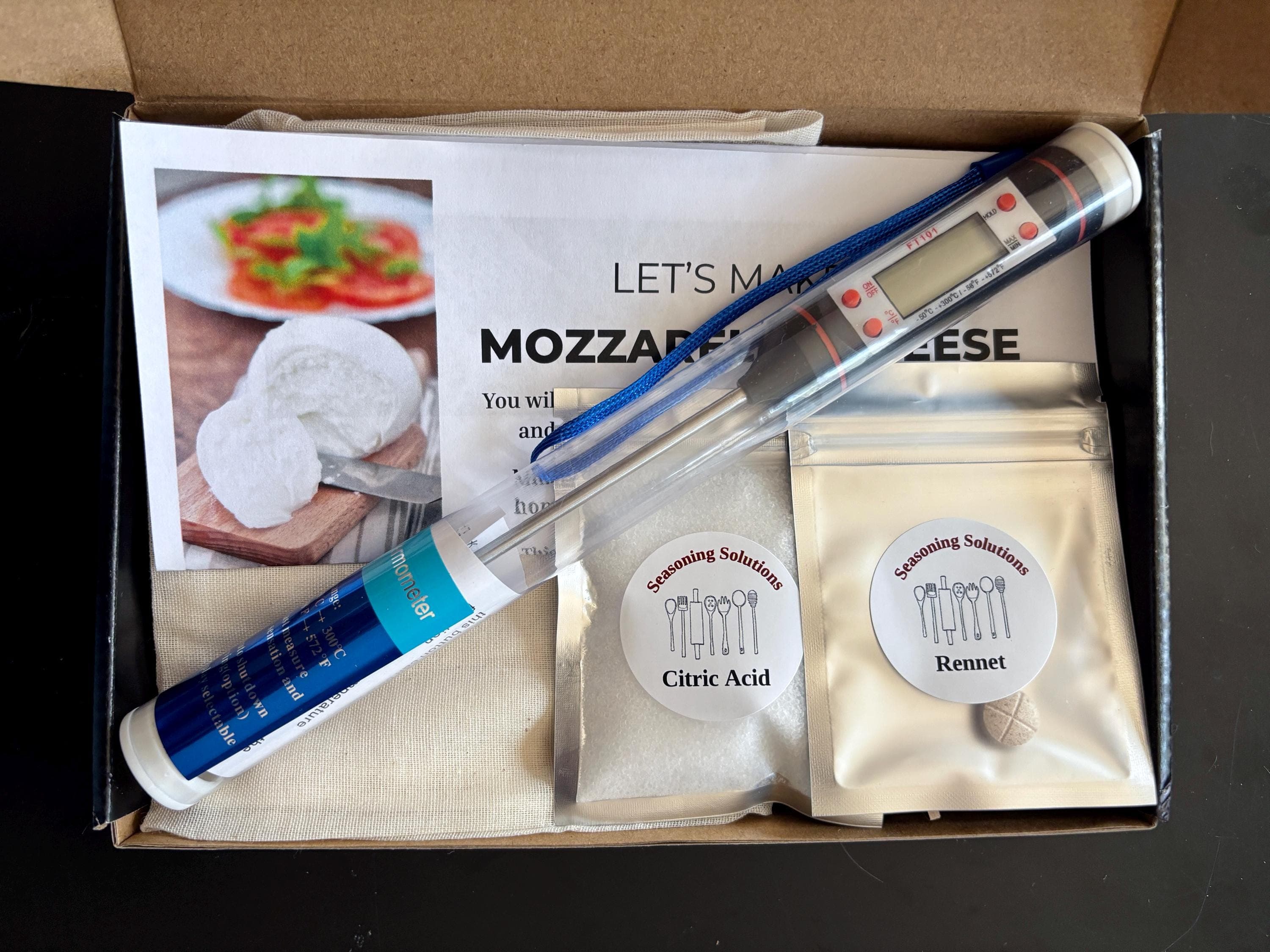 Homemade Fresh Mozzarella Cheese Starter Kit, Mozzarella Making Kit, Mozzarella for Beginners, Mozzarella Artisan Craft Kit, Italian Gift product image